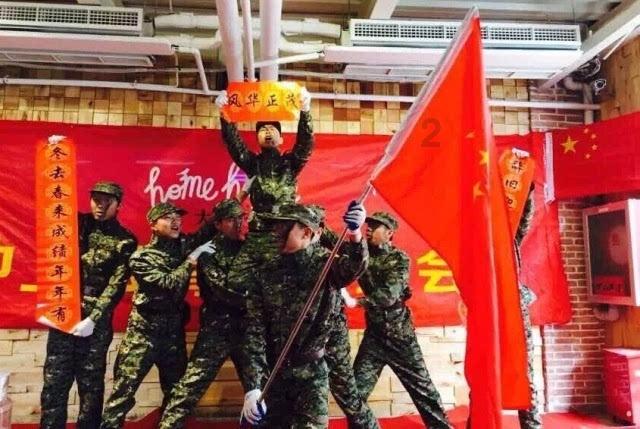 卡通摩托拼图